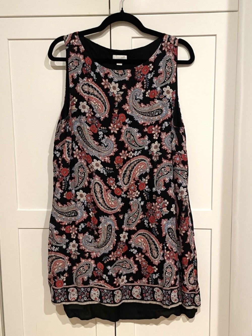 J.Jill sleeveless Shift Dress Paisley Pattern Size Large; Red, blue, black